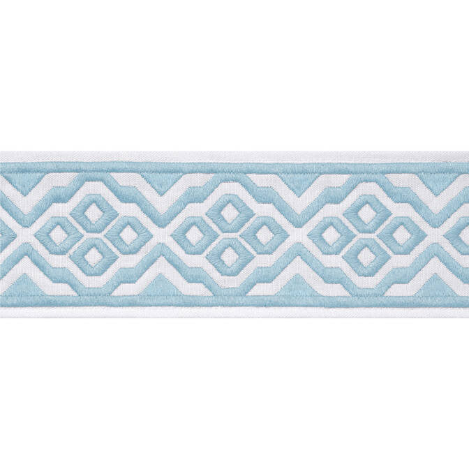Belinda Tape Powder E12191 by Thibaut Fabric Thibaut Fabric Belinda Tape Powder E12191Fabric Tapes & Trims Volume 3 54% Cotton, 36% Linen, 10% Spun Poly INDIA </p><p>Repeat: V: 2.5 2.875 - Fabric Carolina -