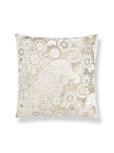Scalamandre Pillow Siberian Tiger   22 X 22 - White Tawny EASIBERPILL0001