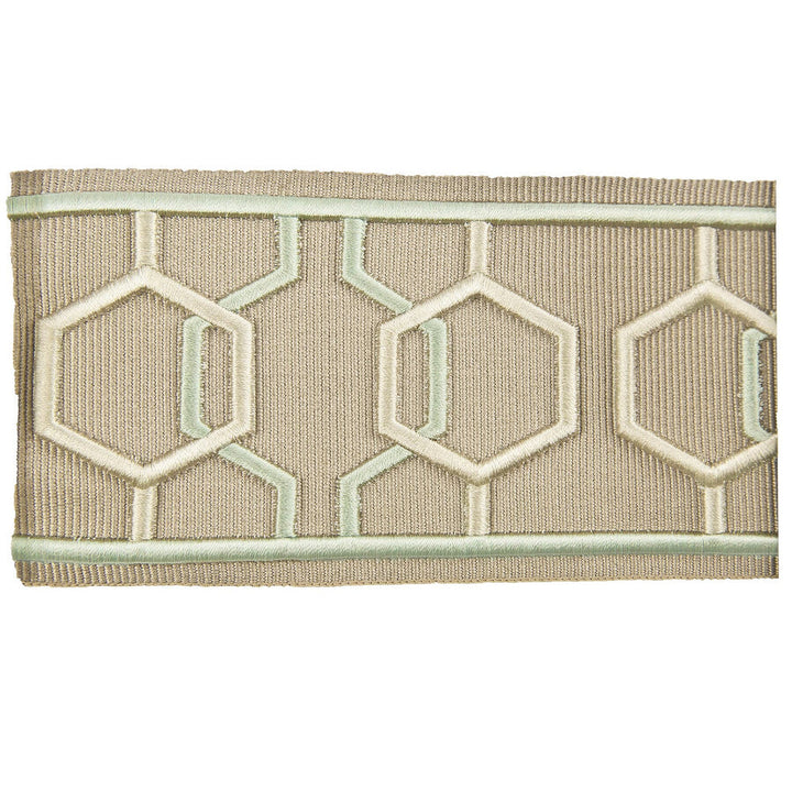 Emily 5 Desert by Stout Trim Stout Trim Emily 5 DesertTrim DISTINCTION TAPES 99%SVI 1%POL CHINA </p><p>Repeat: H: 3.000, V: 4.000 3 in - Fabric Carolina -