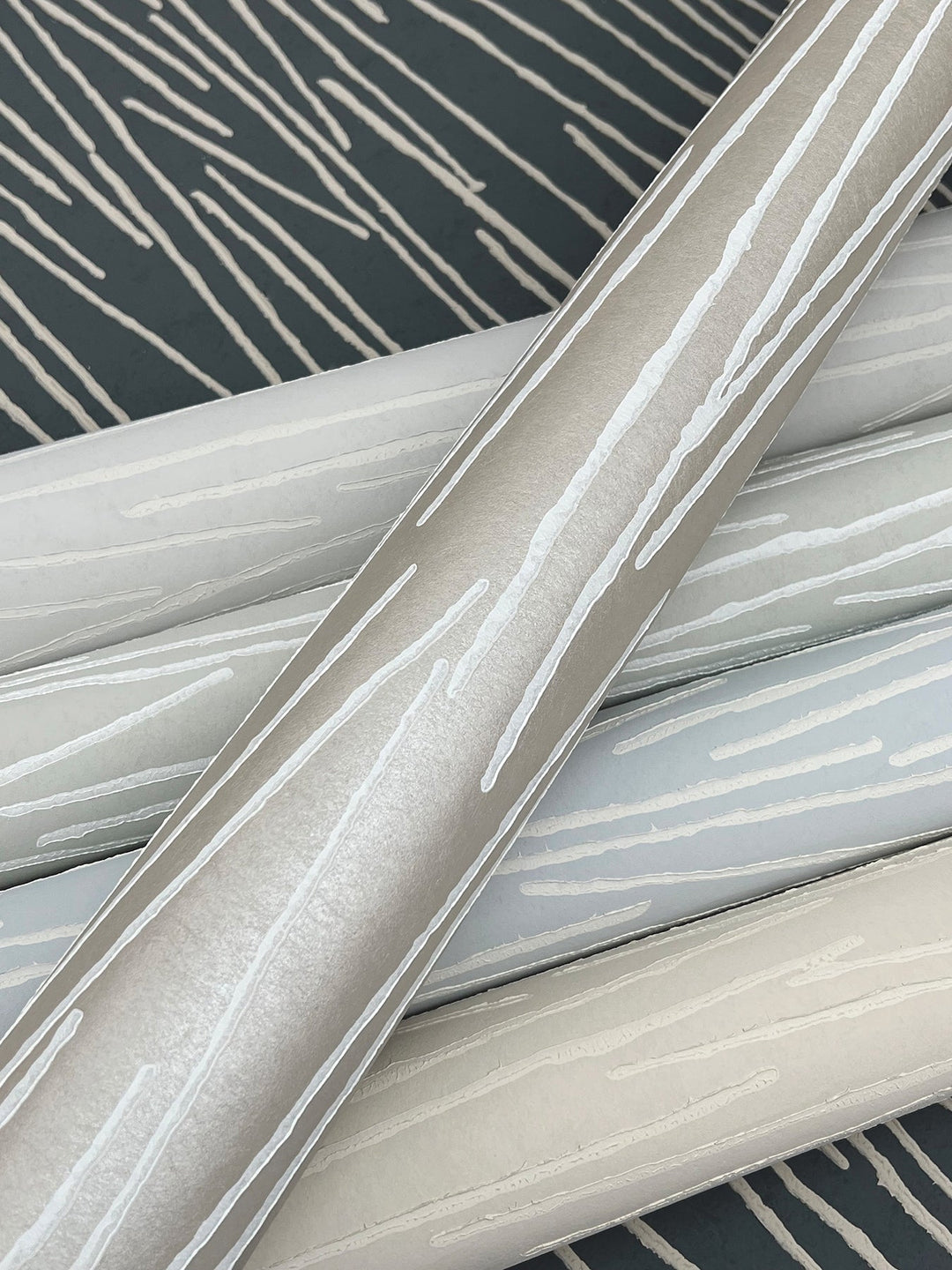 Line Horizon Grey Wallpaper by Candice Olson Designer