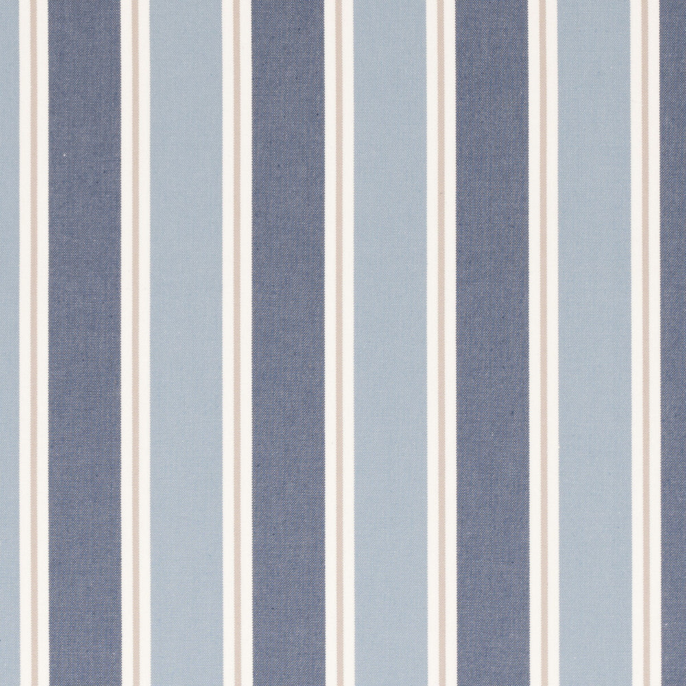 Stamford Denim by Clarke And Clarke Fabric Clarke And Clarke Fabric Stamford DenimFabric CLARKE & CLARKE NEW ENGLAND COTTON - 100% India </p><p>Repeat: H: 4.57, V: 0 55 - Fabric Carolina -