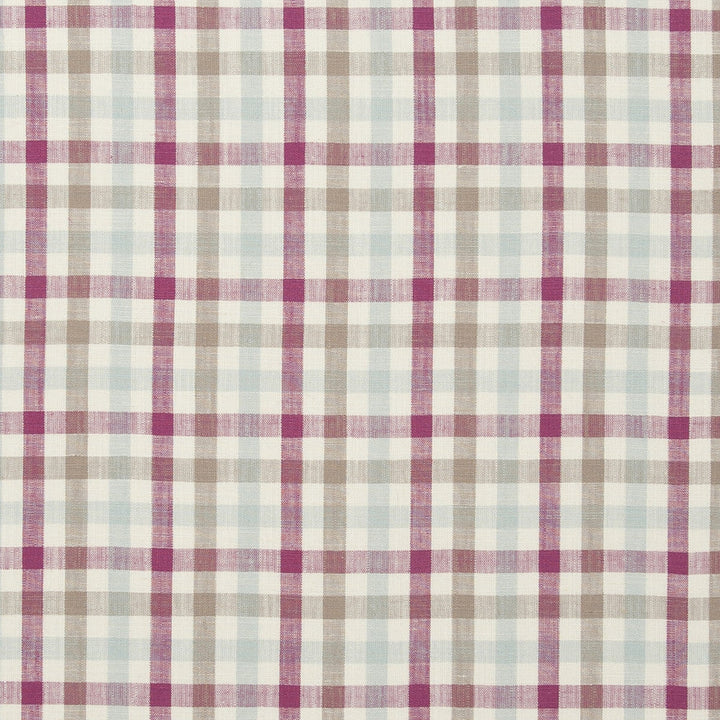 Hatfield Raspberry by Clarke And Clarke Fabric Clarke And Clarke Fabric Hatfield RaspberryFabric CLARKE & CLARKE MANOR HOUSE VISCOSE - 70%;LINEN - 30% India </p><p>Repeat: H: 3.35, V: 3.35 54 - Fabric Carolina -