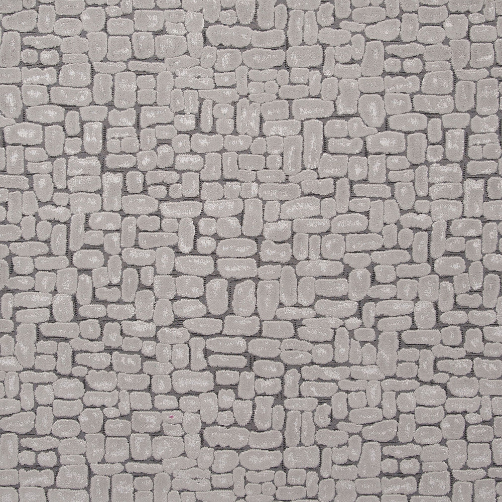 Moda Steel by Clarke And Clarke Fabric Clarke And Clarke Fabric Moda SteelFabric CLARKE & CLARKE DIMENSIONS POLYESTER - 51%;COTTON - 49% Turkey </p><p>Repeat: H: 13.78, V: 16.14 54 - Fabric Carolina -
