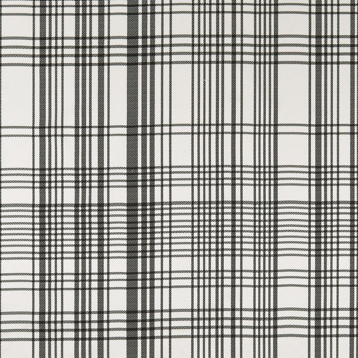 Bw1006 Black/White by Clarke And Clarke Fabric Clarke And Clarke Fabric Bw1006 Black/WhiteFabric CLARKE & CLARKE BLACK + WHITE COTTON - 62%;POLYESTER - 38% India </p><p>Repeat: H: 19.09, V: 19.02 55 - Fabric Carolina -