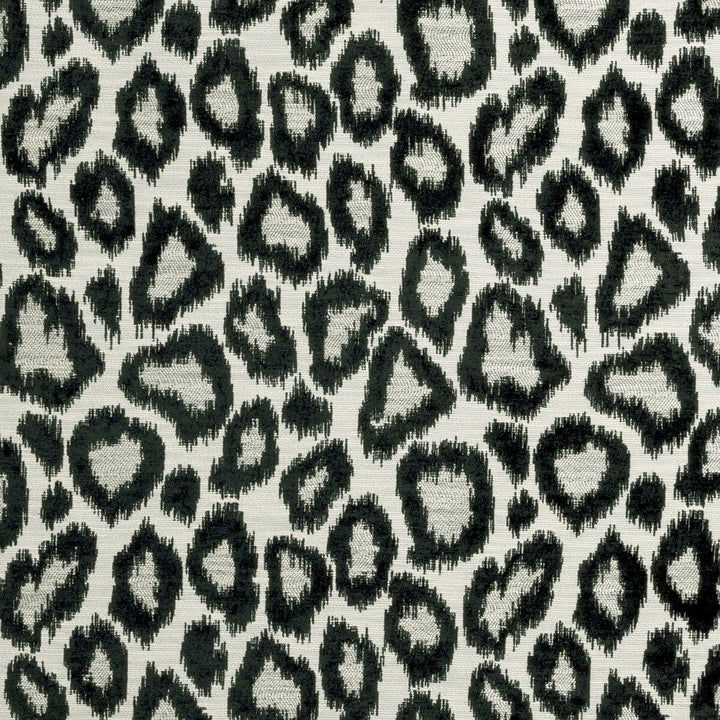 Bw1039 Black/White by Clarke And Clarke Designer Fabric CLARKE & CLARKE BLACK + WHITE VISCOSE - 62%;POLYESTER - 34%;LINEN - 4% Turkey MEDIUM Horizontal: 13.78 and Vertical: 13.78 55 - Swanky Fabrics -