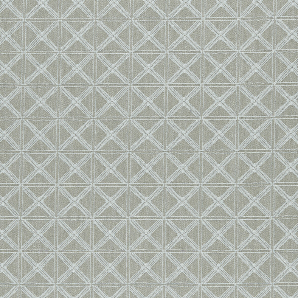 Makenzi Natural by Clarke And Clarke Fabric Clarke And Clarke Fabric Makenzi NaturalFabric CLARKE & CLARKE AMARA COTTON - 25%;LINEN - 25%;POLYESTER - 25%;VISCOSE - 25% India </p><p>Repeat: H: 2.24, V: 2.09 55 - Fabric Carolina -