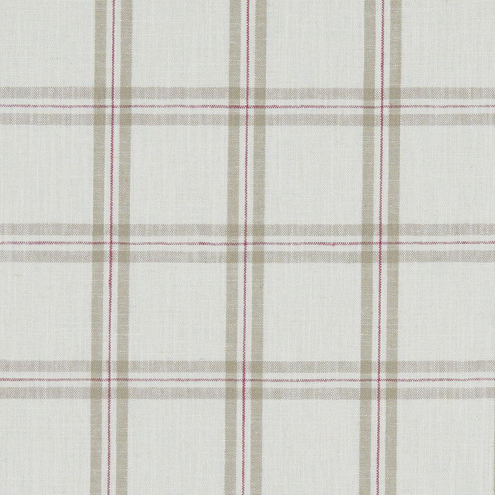 Kelmscott Raspberry/Linen by Clarke And Clarke Fabric Clarke And Clarke Fabric Kelmscott Raspberry/LinenFabric CLARKE & CLARKE AVEBURY VISCOSE - 75%;LINEN - 25% India </p><p>Repeat: H: 3.43, V: 3.43 54 - Fabric Carolina -