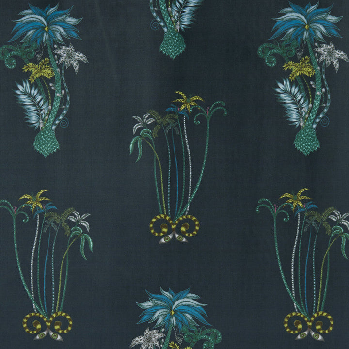 Jungle Velvet Navy by Clarke And Clarke Fabric Clarke And Clarke Fabric Jungle Velvet NavyFabric ANIMALIA BY EMMA J SHIPLEY FOR C&C POLYESTER - 100% Spain </p><p>Repeat: H: 17.95, V: 26.18 54 - Fabric Carolina -