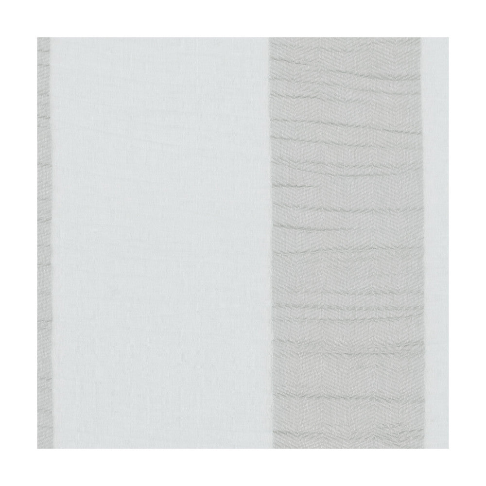 Lucido Silver by Clarke And Clarke Fabric Clarke And Clarke Fabric Lucido SilverFabric CLARKE & CLARKE LUSSO SHEERS POLYESTER - 55%;VISCOSE - 25%;LINEN - 20% Turkey </p><p>Repeat: H: 10.94, V: 0 121 - Fabric Carolina -