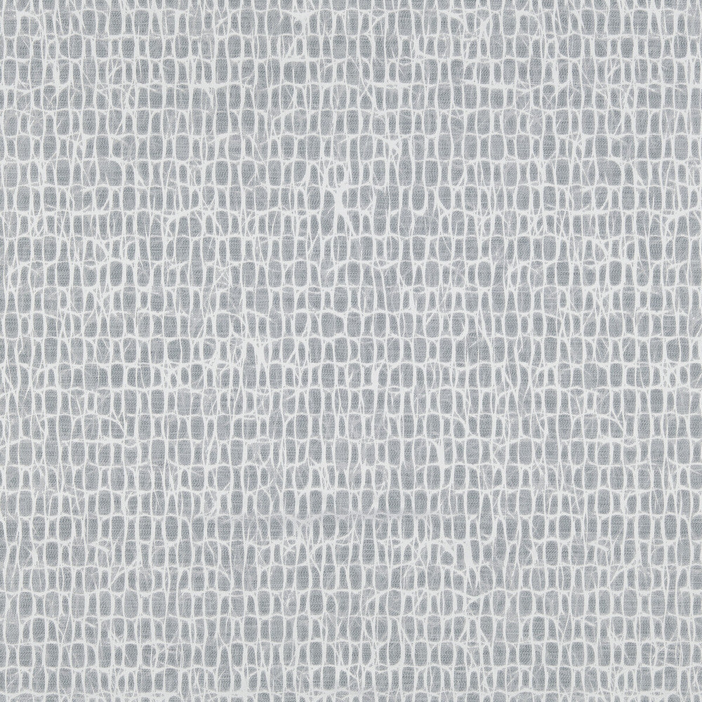 Vena Silver by Clarke And Clarke Fabric Clarke And Clarke Fabric Vena SilverFabric CLARKE & CLARKE NATURA POLYESTER FR - 100% India </p><p>Repeat: H: 18.125, V: 26.19 55 - Fabric Carolina -