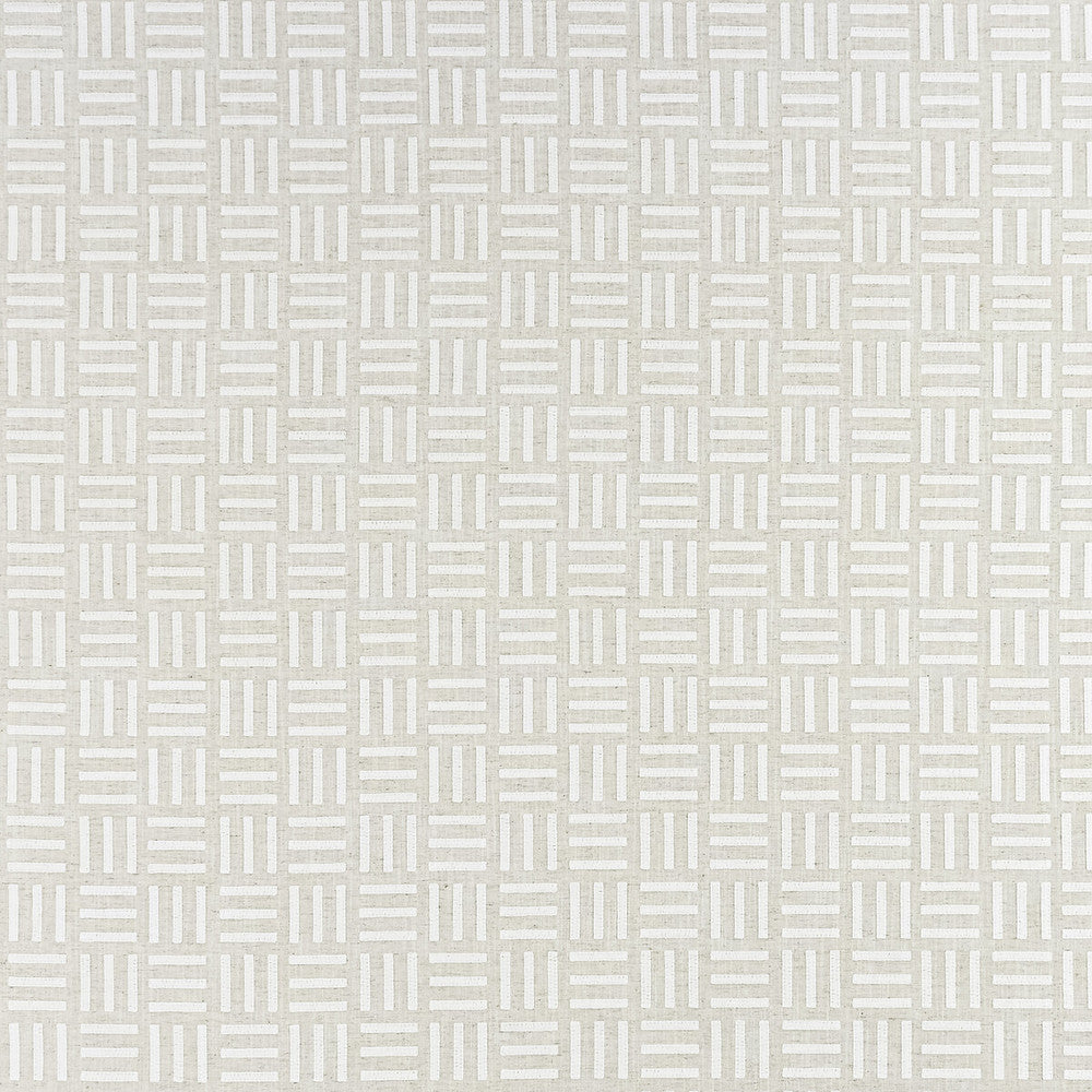 Parallel Ivory by Clarke And Clarke Fabric Clarke And Clarke Fabric Parallel IvoryFabric CLARKE & CLARKE ORIGINS POLYESTER - 45%;COTTON - 29%;VISCOSE - 22%;LINEN - 4% India </p><p>Repeat: H: 3.5, V: 4.61 54 - Fabric Carolina -