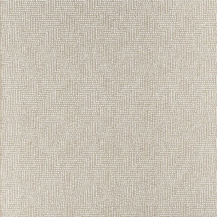 Solitaire Linen by Clarke And Clarke Fabric Clarke And Clarke Fabric Solitaire LinenFabric CLARKE & CLARKE ORIGINS POLYESTER - 39%;COTTON - 32%;VISCOSE - 26%;LINEN - 3% India </p><p>Repeat: H: 1.75, V: 6.3 54 - Fabric Carolina -