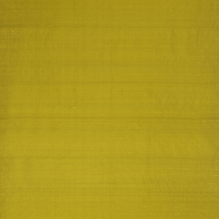 Slyph Nugget by Clarke And Clarke Fabric Clarke And Clarke Fabric Slyph NuggetFabric WILDERIE BY EMMA J SHIPLEY FOR C&C SILK - 100% India </p><p>Repeat: H: 0, V: 0 54 - Fabric Carolina -