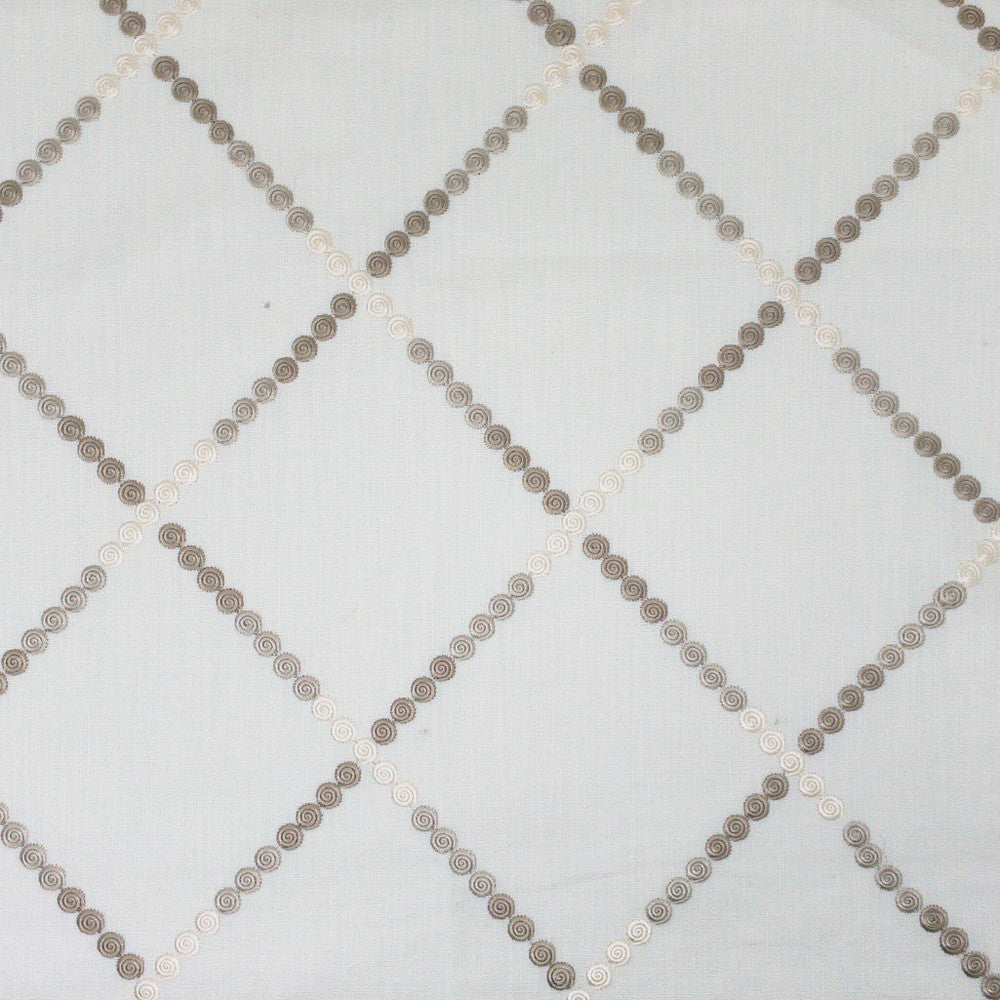 Flex 2 Driftwood by Stout Fabric Stout Fabric Flex 2 DriftwoodFabric RAINBOW LIBRARY BIRCH/TAUPE 54%COT 46%POL %REMB INDIA </p><p>Repeat: H: 6.875, V: 7.625 55 in - Fabric Carolina -