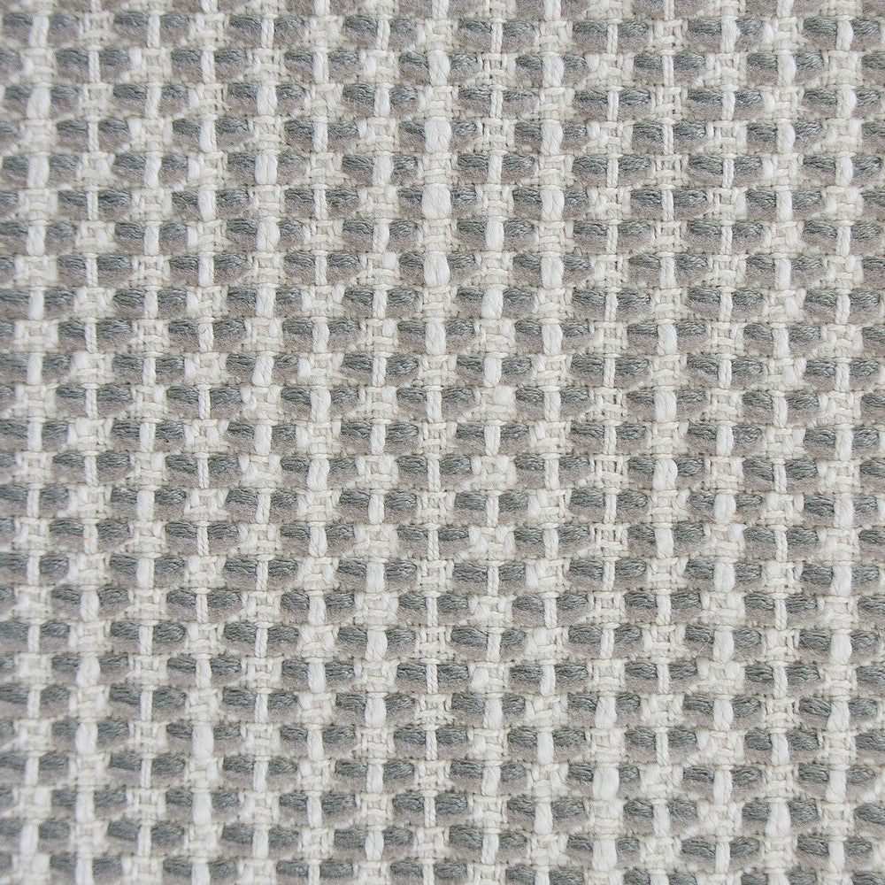 Palenque Gris by Gaston Y Daniela Fabric Gaston Y Daniela Fabric Palenque GrisFabric GASTON NUEVO MUNDO COTTON - 64%;VISCOSE - 28%;POLYACRYLIC - 5%;POLYESTER - 3% Turkey </p><p>Repeat: H: , V: 54 - Fabric Carolina -