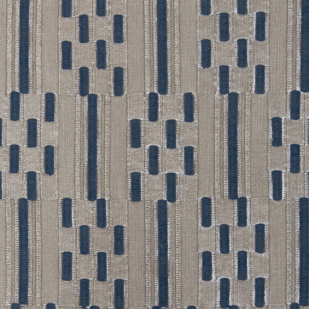 Santa Maria Marron by Gaston Y Daniela Fabric Gaston Y Daniela Fabric Santa Maria MarronFabric GASTON NUEVO MUNDO VISCOSE - 58%;POLYESTER - 18%;LINEN - 14%;WOOL - 10% India </p><p>Repeat: H: 6, V: 9 48.5 - Fabric Carolina -