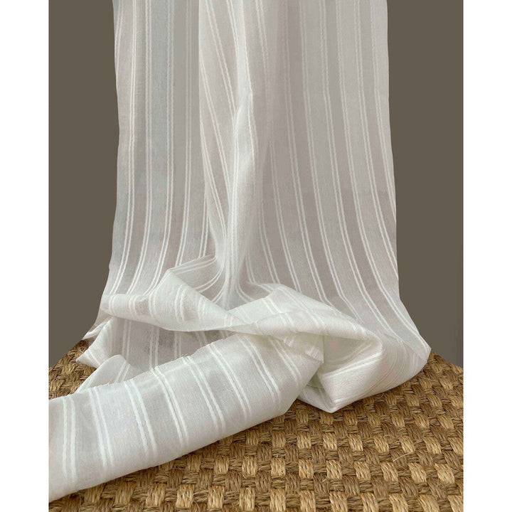 Gaston Y Daniela Drapery GDT5710.001.0 Drapery POLYESTER - 72%;LINEN - 21%;COTTON - 7% Spain </p><p>Repeat: H: , V: 27.5 21 - My Fabric Connection -