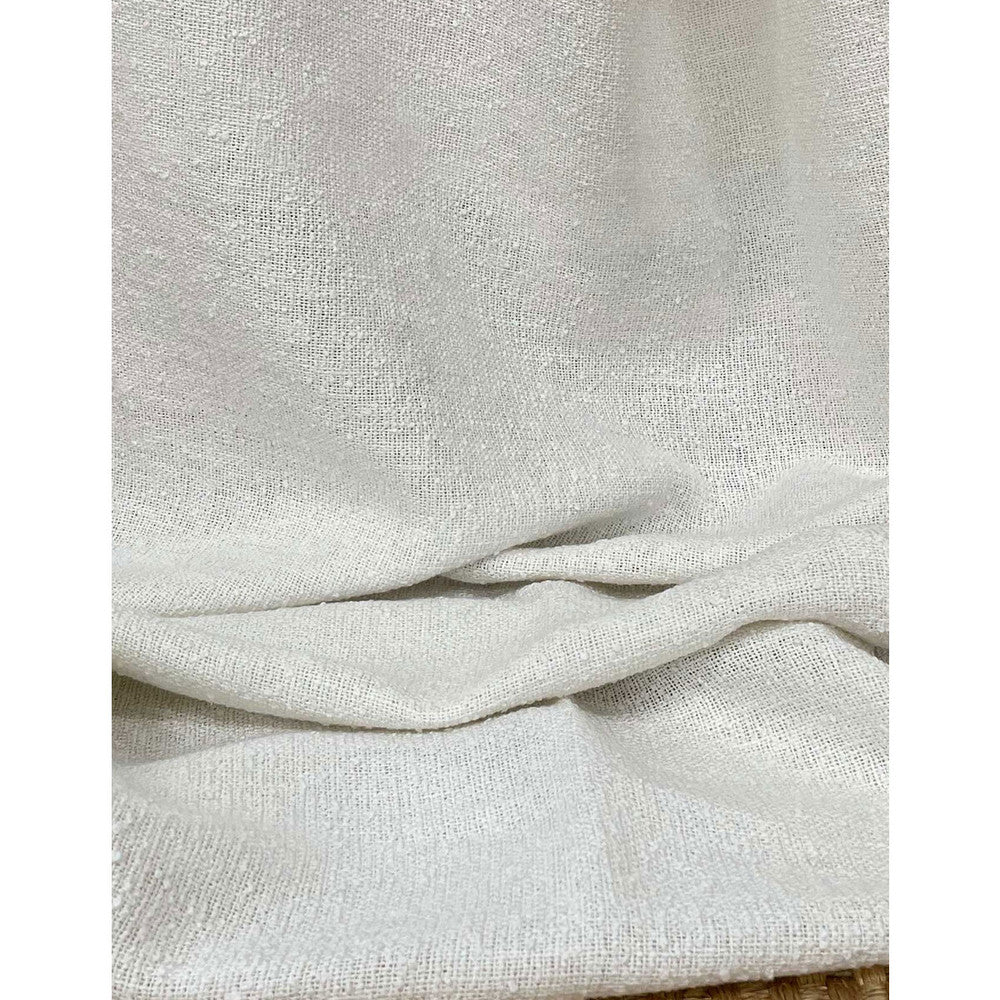 Gaston Y Daniela Drapery GDT5747.001.0 Drapery LINEN - 63%;ACRYLIC - 30%;POLYACRYLIC - 7% Turkiye </p><p>Repeat: H: , V: 27.5 21 - My Fabric Connection -