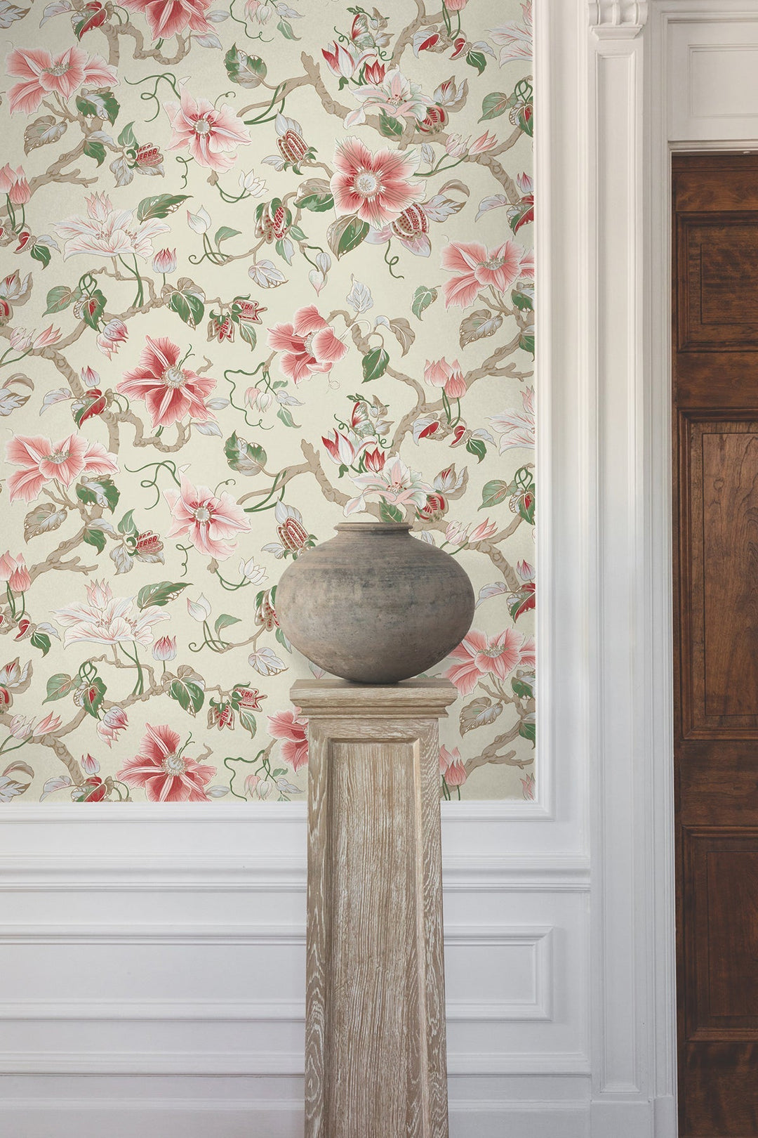 Marguerite Vine Cream Wallpaper by Ronald Redding Designer