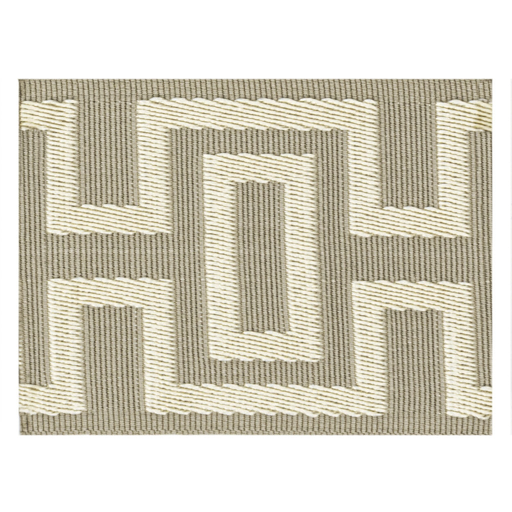 Haviland 1 Sandstone by Stout Trim Stout Trim Haviland 1 SandstoneTrim VISIONS OF COLOR TRIM 100%ACR TURKEY </p><p>Repeat: H: 2.375, V: 0.000 3 in - Fabric Carolina -