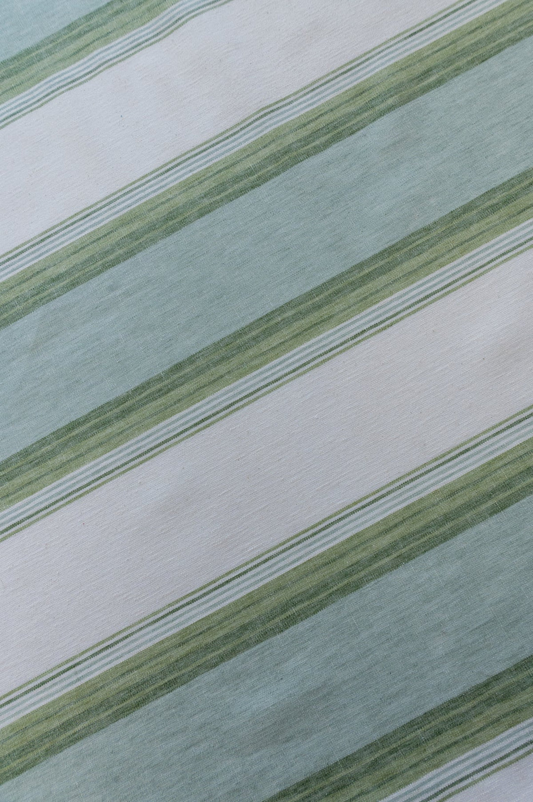 Roth & Tompkins Fabric Brindisi Sagegrass