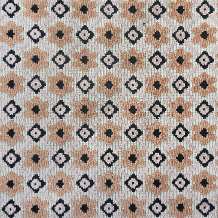 Fruela Rosa by Gaston Y Daniela Fabric Gaston Y Daniela Fabric Fruela RosaFabric LORENZO CASTILLO V VISCOSE - 76%;POLYESTER - 24% India </p><p>Repeat: H: 6.8, V: 2.32 55.11 - Fabric Carolina -