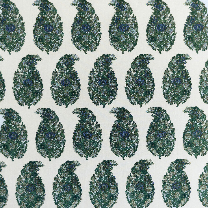 Tarsila Verde/Azul by Gaston Y Daniela Fabric Gaston Y Daniela Fabric Tarsila Verde/AzulFabric LORENZO CASTILLO V COTTON - 100% Spain </p><p>Repeat: H: 2.44, V: 6.88 55.11 - Fabric Carolina -