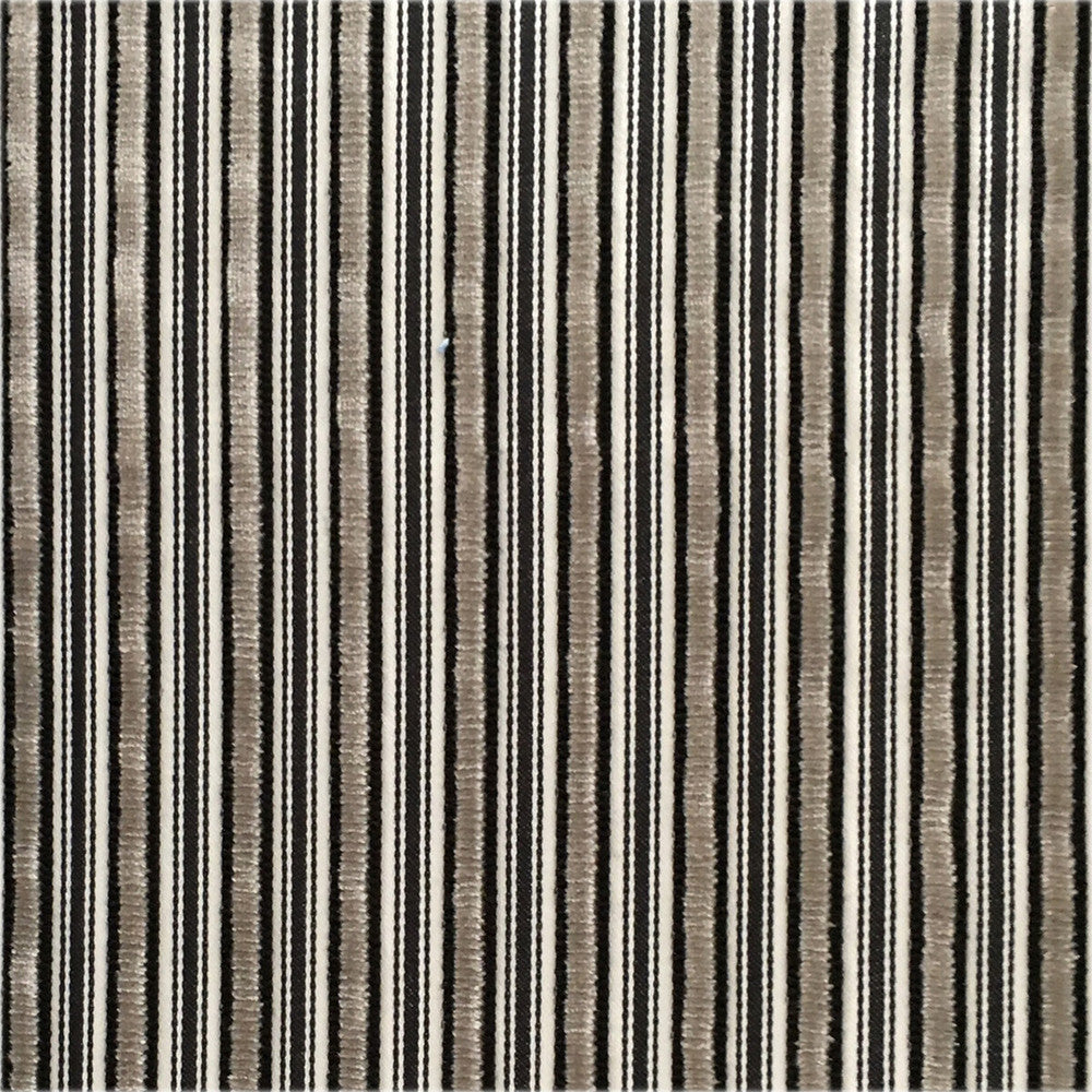 Eresma Topo by Gaston Y Daniela Fabric Gaston Y Daniela Fabric Eresma TopoFabric LORENZO CASTILLO IV VISCOSE - 58%;COTTON - 42% India </p><p>Repeat: H: 0.67, V: 0 55 - Fabric Carolina -
