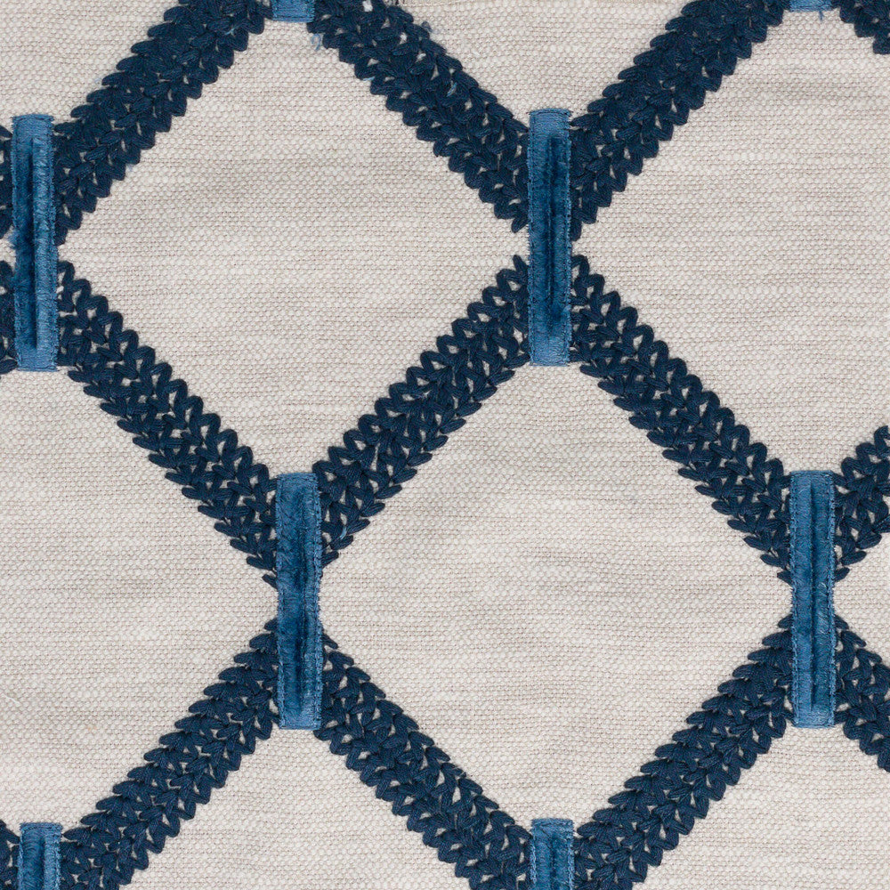 Maxwell 2 Ocean by Stout Designer Fabric RAINBOW LIBRARY DENIM/INDIGO 71%POL 29%COT %VEMB INDIA FLAME RETARDANT-U.F.A.C. CLASS 1 CATB 117-2013 WYZENBEEK 8 000 DOUBLE RUB WEAR TEST (LIGHT DUTY) Horizontal: 6.375 and Vertical: 6.375 52 in - Swanky Fabrics -
