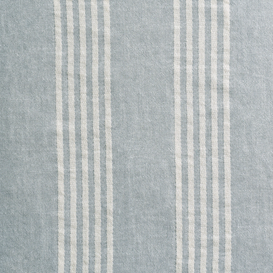 Meadow 4 Moonstone by Marcus William Designer Fabric Meadow 4 Moonstone by Marcus William Fabric KAI/MARCUS WILLIAM ANNELI 59%LIN 41%COT Turkey Horizontal: 0 and Vertical: 6.25 124 in - Fabric Carolina -