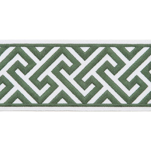 Magnolia Trim Melrose Emb Tape Emerald