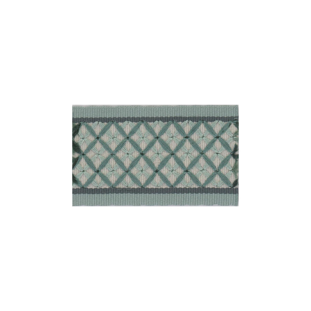 Nostalgia Tape 1 Bay by Marcus William Trim Marcus William Trim Nostalgia Tape 1 BayTrim PERSUASIONS TRIM 100%COT %VEMB INDIA </p><p>Repeat: H: 0.500, V: 0.500 2 in - Fabric Carolina -
