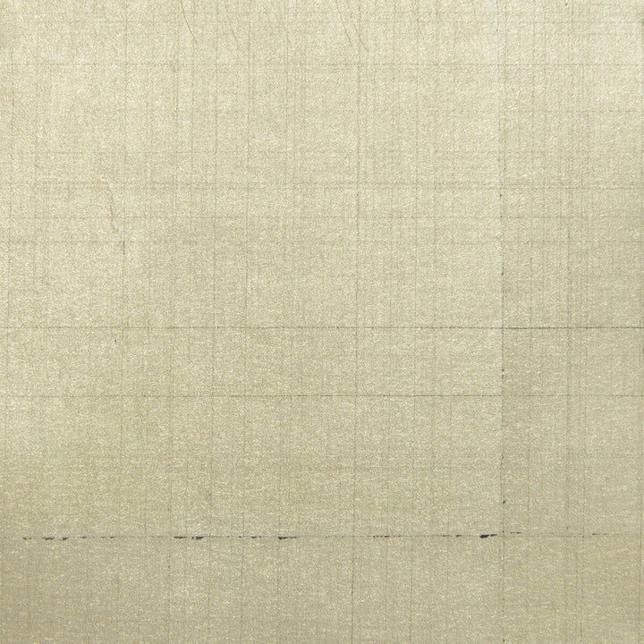 Izumi Silver by Brunschwig & Fils Wallcovering Brunschwig & Fils Wallcovering Izumi SilverWallcovering SILVER LEAF - 100% Japan </p><p>Repeat: H: , V: 36 - Fabric Carolina -