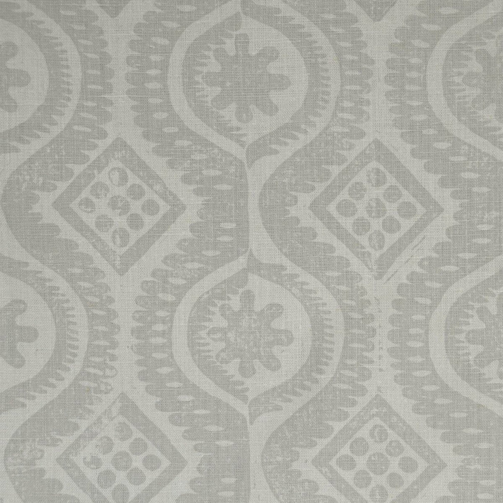Damask Taupe by Lee Jofa Wallcovering Lee Jofa Wallcovering Damask TaupeWallcovering BLITHFIELD PAPER - 100% United Kingdom </p><p>Repeat: H: 22.75, V: 22.75 54 - Fabric Carolina -