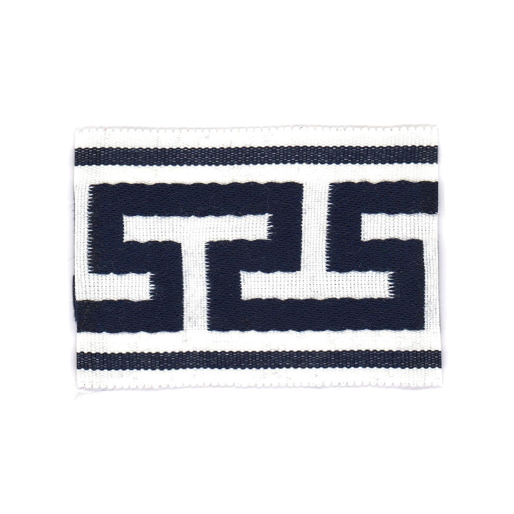 Railroad Tape 7 Navy by Stout Trim Stout Trim Railroad Tape 7 NavyTrim BEACH GROVE TRIM 100%SDA CHINA </p><p>Repeat: H: 2.500, V: 0.000 2.75 in - Fabric Carolina -