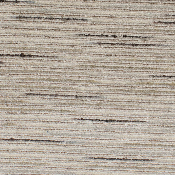 Redshank 1 Sandstone by Stout Fabric Stout Fabric Redshank 1 SandstoneFabric RAINBOW LIBRARY TOAST/DRIFTWOOD 75%SVI 24%POL 1%ACR CHINA </p><p>Repeat: H: 0.000, V: 0.000 55 in - Fabric Carolina -