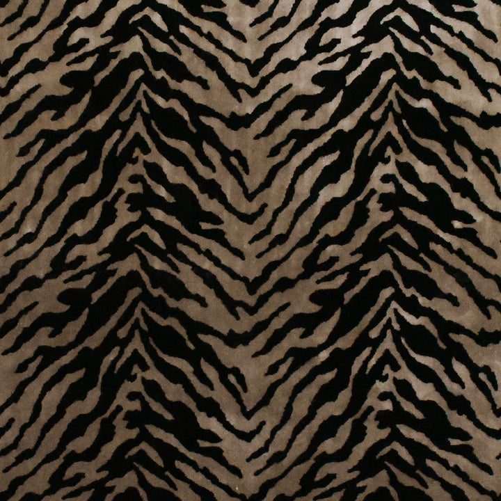 S5475 Mercury by Greenhouse Designer Fabric M14: Memos by Color 67% Viscose, 29% Polyester, 4% Cotton Belgium 50,000 double rubs </p><p>Repeat: 14" H, 12" V 55" - Swanky Fabrics -