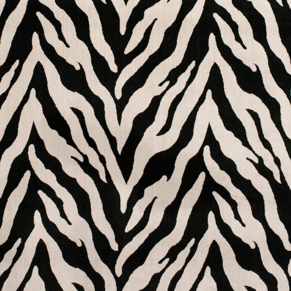 S5489 Ebony/Ivory by Greenhouse Designer Fabric 56% Viscose, 44% Polyester India 100,000 </p><p>Repeat: 13.5" H, 14" V 54" - Swanky Fabrics -