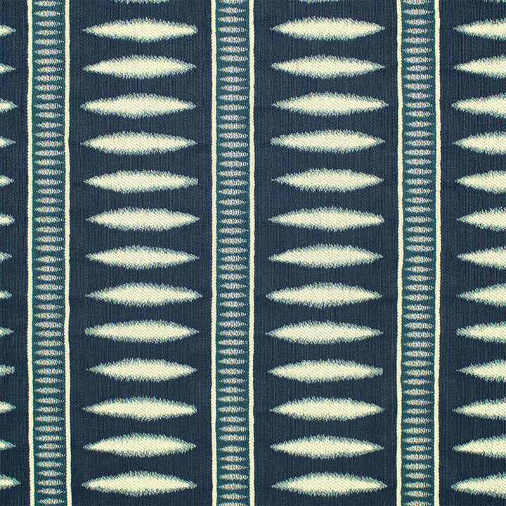 S6778 Indigo by Greenhouse Designer Fabric 54.87% Polyester, 45.13% Cotton USA 33,000 </p><p>Repeat: 14.5" H, 13.5" V 56" - Swanky Fabrics -