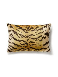 Scalamandre Pillow Tigre | Silk   22 X 14 - Ivory, Gold & Black SCLTIGRPILL0001