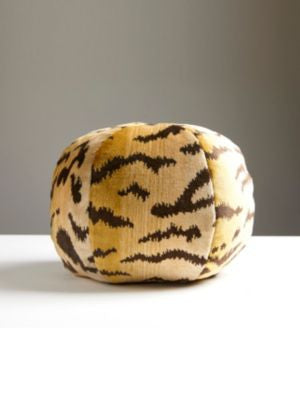 Tigre Pillow 12 Dia - Ivory, Gold & Black SCSTIGRPILL0007 by Scalamandre Designer Pillows 13% COTTON, 69% VISCOSE / 18% POLYESTER / U.S.A. Horizontal: and Vertical: 0 - Swanky Fabrics -