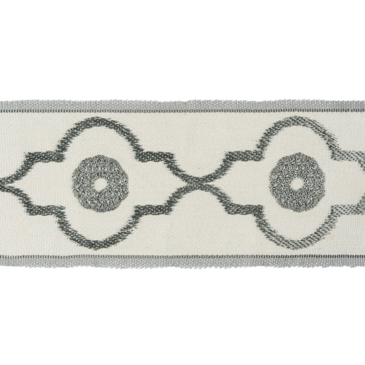 Ogee Chain Vapor by Kravet Design Trim Kravet Design Trim Ogee Chain VaporTrim CANDICE OLSON COLLECTION LINEN - 43%;RAYON - 33%;VISCOSE - 24% China </p><p>Repeat: H: , V: 2.95 - Fabric Carolina -