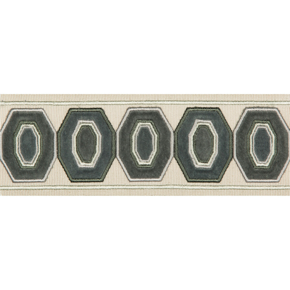 Geodex Steel Grey by Kravet Design Trim Kravet Design Trim Geodex Steel GreyTrim BRAIDS BANDS & BORDERS RAYON - 75%;COTTON - 25% India </p><p>Repeat: H: 3, V: 12.7 3 - Fabric Carolina -