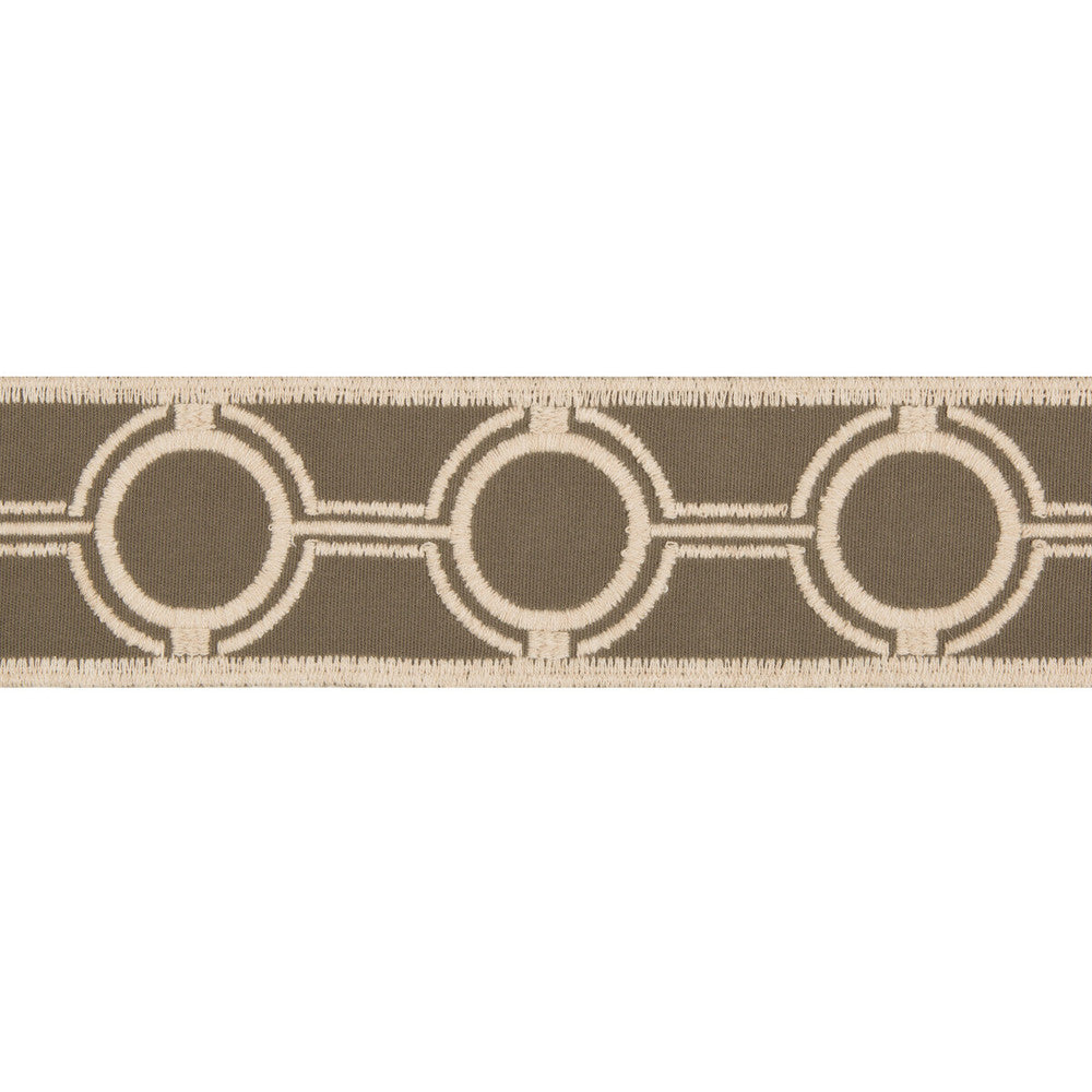 Portal View Bark by Kravet Design Designer Trim PERFORMANCE TRIM INDOOR/OUTDOOR POLYACRYLIC - 98%;POLYESTER - 2% Germany Horizontal: 3.15 and Vertical: 2.5 - Swanky Fabrics -