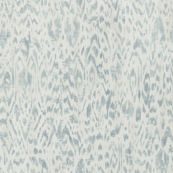 Carlotta Aqua T75483 by Thibaut Wallpaper Thibaut Wallpaper Carlotta Aqua T75483Wallpaper Dynasty Non-Woven Vinyl Wallpaper ITALY </p><p>Repeat: V: 26.5 27 - Fabric Carolina -