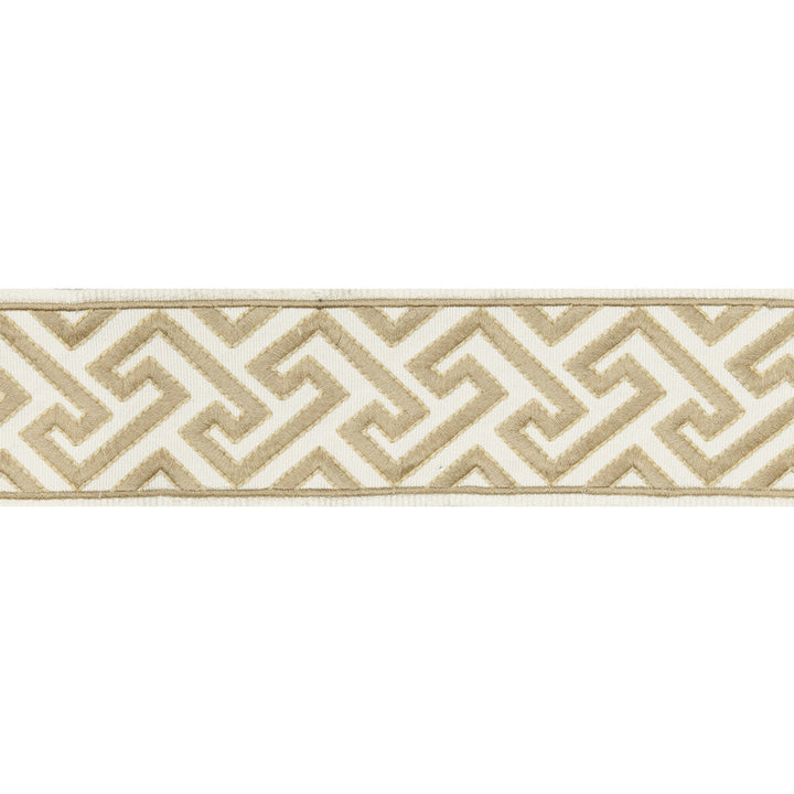 Sanchi Tape Beige by Brunschwig & Fils Trim Brunschwig & Fils Trim Sanchi Tape BeigeTrim TREILLIS PASSEMENTERIE POLYESTER - 100% India </p><p>Repeat: H: 2.37, V: 1.77 2.37 - Fabric Carolina -