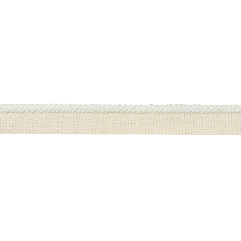 Picardy Cord Snow by Brunschwig & Fils Trim Brunschwig & Fils Trim Picardy Cord SnowTrim PASSEMENTERIE VOLUME I COTTON - 60%;VISCOSE - 40% France </p><p>Repeat: H: 0, V: 0 0.18 - Fabric Carolina -