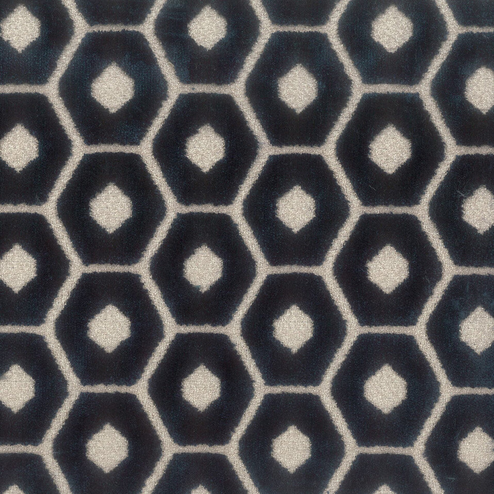 Tambourine 1 Ink by Stout Fabric Stout Fabric Tambourine 1 InkFabric COMFORTABLE LIVING SPRAY/OCEAN INDIA </p><p>Repeat: H: 2.500, V: 1.750 56 in - Fabric Carolina -
