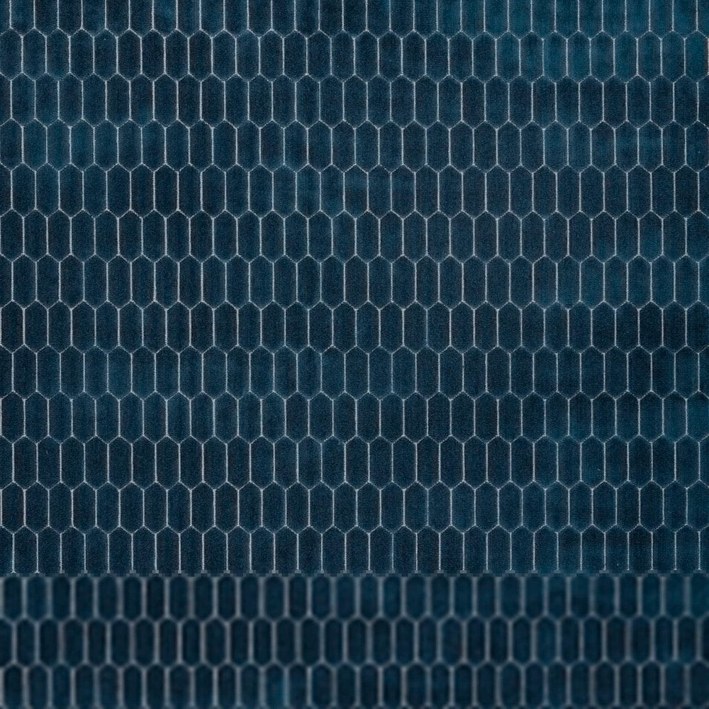 Tarot 7 Lake by Marcus William Fabric Marcus William Fabric Tarot 7 LakeFabric KAI/MARCUS WILLIAM MIRAGE INDIA </p><p>Repeat: H: 0.875, V: 3.250 55 in - Fabric Carolina -