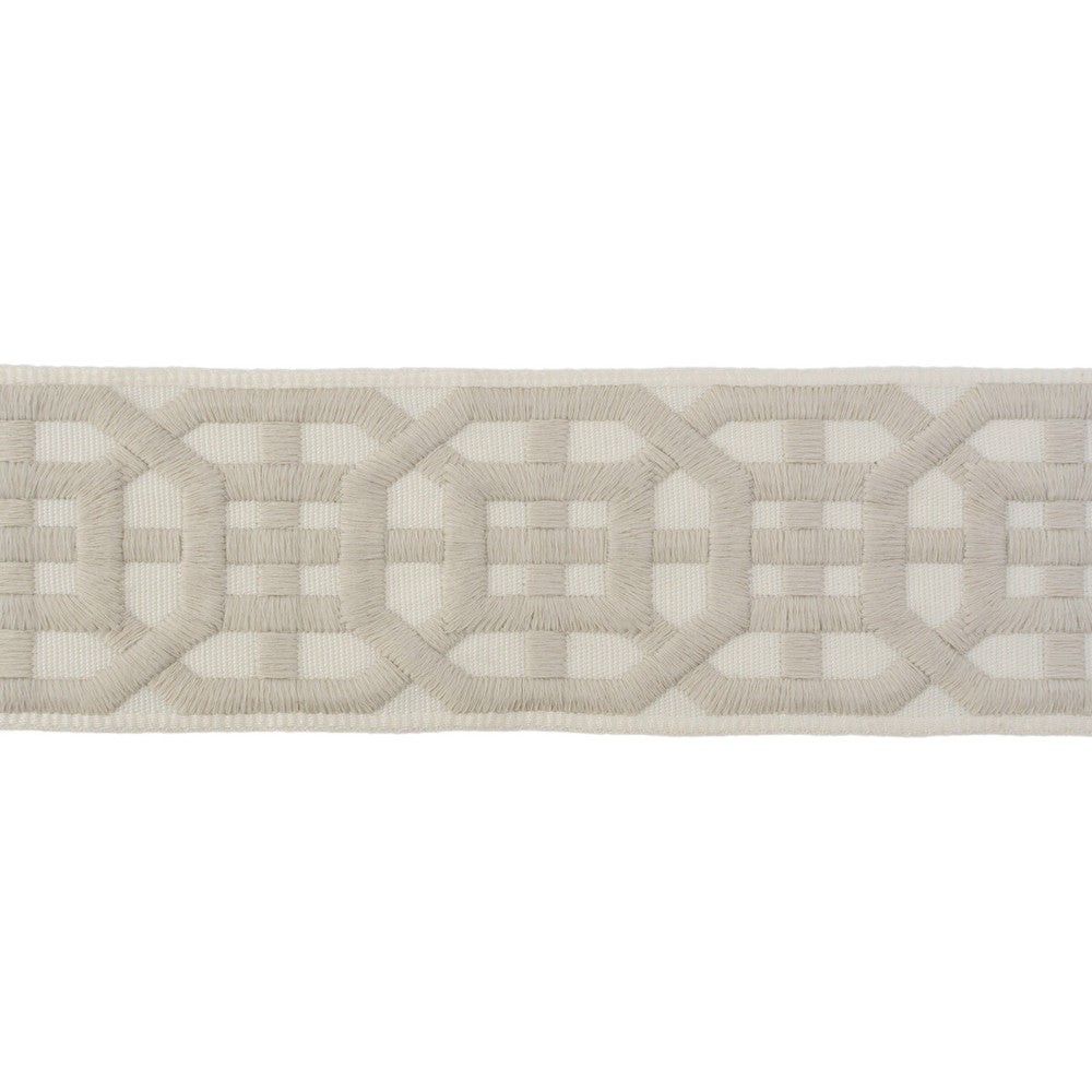 Avignon Tape Beige by Lee Jofa Trim Lee Jofa Trim Avignon Tape BeigeTrim SUZANNE KASLER COLLECTION II RAYON - 63.6%;POLYESTER - 36.4% India </p><p>Repeat: H: 2.4, V: 3.6 2.5 - Fabric Carolina -